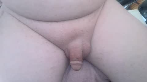 Snapshot of mewade chatting on 01/18/25, 02:14 Wade online show from 01/18/25, 02:14