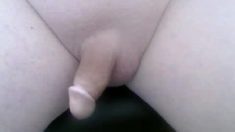 Snapshot of mewade chatting on 03/23/26, 07:56 Wade online show from 03/23/26, 07:56