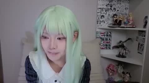 Snapshot of mewmewluna chatting on 05/08/26, 10:53 mewmewluna online show from 05/08/26, 10:53