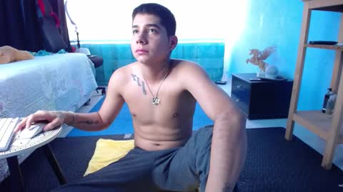 Snapshot of mexican_cum chatting on 02/25/26, 08:51 Jhon online show from 02/25/26, 08:51
