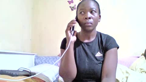 Snapshot of meybel chatting on 06/23/26, 10:46 Meybel online show from 06/23/26, 10:46