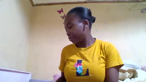 Snapshot of meybel chatting on 08/03/26, 04:44 Meybel online show from 08/03/26, 04:44