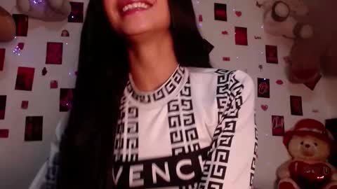 Snapshot of meygan_ chatting on 10/04/25, 05:16 meygan_ online show from 10/04/25, 05:16