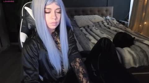 Snapshot of mezzalunaa chatting on 02/10/26, 04:49 vollmond online show from 02/10/26, 04:49