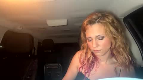 Snapshot of mezzy69 chatting on 01/23/25, 09:39 mezzy69 online show from 01/23/25, 09:39