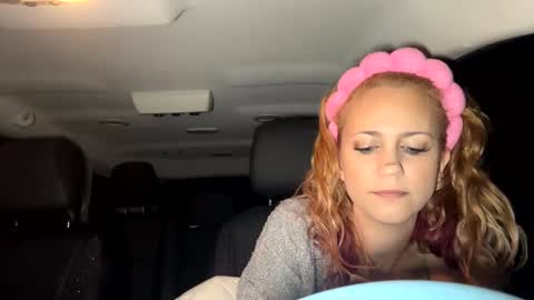 Snapshot of mezzy69 chatting on 02/21/25, 10:17 mezzy69 online show from 02/21/25, 10:17