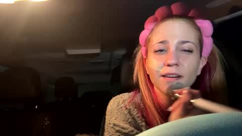 Snapshot of mezzy69 chatting on 02/22/25, 09:34 mezzy69 online show from 02/22/25, 09:34