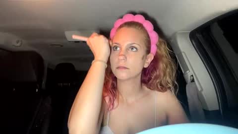 Snapshot of mezzy69 chatting on 03/01/25, 09:40 mezzy69 online show from 03/01/25, 09:40