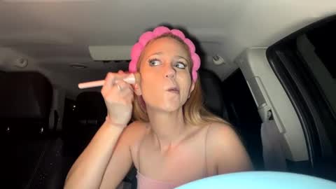 Snapshot of mezzy69 chatting on 03/09/25, 09:02 mezzy69 online show from 03/09/25, 09:02