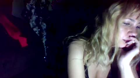 Snapshot of mezzy69 chatting on 10/07/25, 05:48 mezzy69 online show from 10/07/25, 05:48