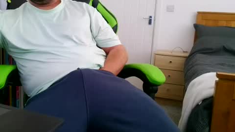 Snapshot of mg_of chatting on 07/19/26, 10:30 mg-of online show from 07/19/26, 10:30
