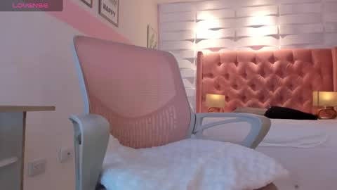 Snapshot of mhellissaw chatting on 02/05/25, 06:46 melissa online show from 02/05/25, 06:46