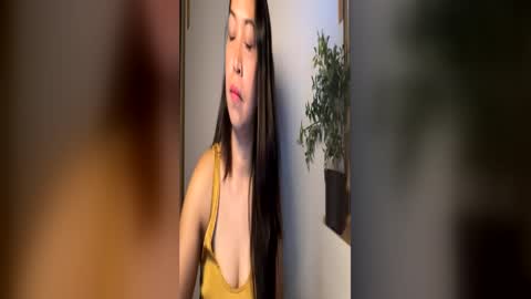 mi_love00 online show from 06/17/26, 08:28