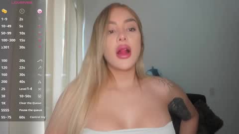 Snapshot of mi_suk1 chatting on 10/03/25, 07:00 mi suk1 online show from 10/03/25, 07:00