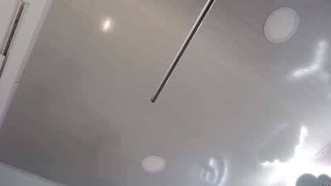 Snapshot of mia18_queen chatting on 12/08/24, 06:28 mia18_queen online show from 12/08/24, 06:28