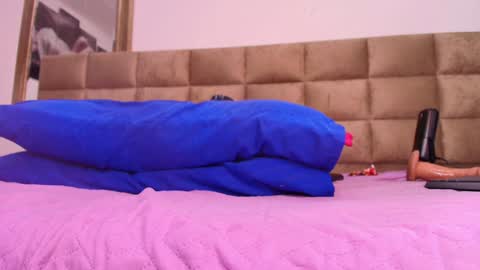 Emi online show from 02/03/25, 10:21