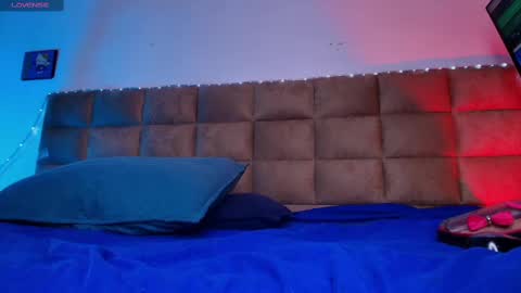 Emi online show from 09/30/25, 07:41