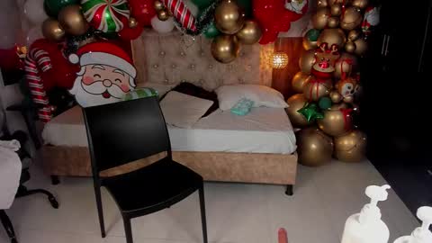 Violett online show from 12/13/25, 08:14