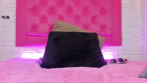 Mia Blonde online show from 01/15/25, 01:02