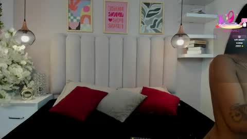 mia__bailey_ online show from 05/05/26, 03:14