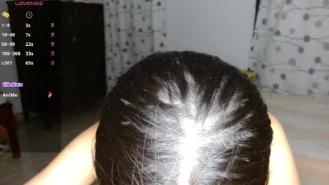 Mia online show from 12/10/24, 04:34