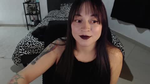 mia online show from 12/28/24, 10:55