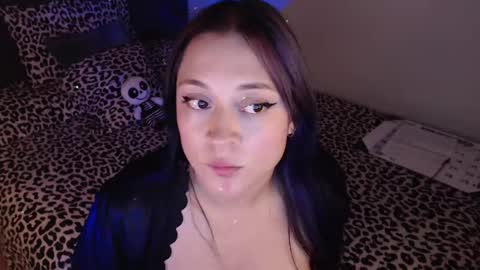 mia online show from 03/04/25, 02:17