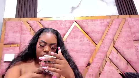 Snapshot of mia_alvares chatting on 06/20/26, 11:46 Mia online show from 06/20/26, 11:46