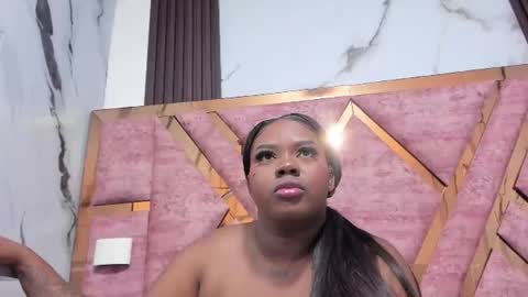 Snapshot of mia_alvares chatting on 08/01/26, 11:53 Mia online show from 08/01/26, 11:53