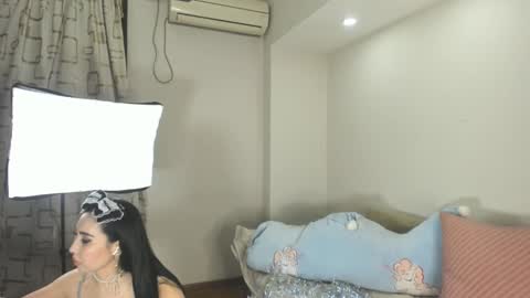 Snapshot of mia_choo chatting on 02/06/25, 07:29 Ami online show from 02/06/25, 07:29