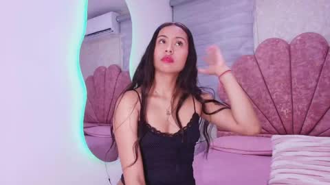 Mia  online show from 04/29/26, 03:10