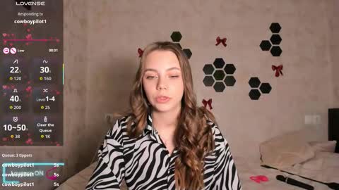 Snapshot of mia_com chatting on 03/03/26, 02:01 Mia next stream Thursday 1400 UTC1 Friday 1400 UTC1 online show from 03/03/26, 02:01