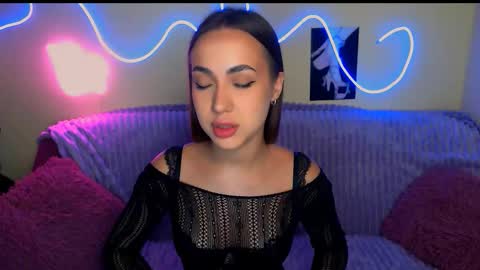 mia_cutie77 online show from 10/07/25, 09:06
