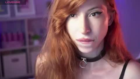 Snapshot of mia_daddysgirl_ chatting on 07/06/26, 08:44 Hi I am Mia online show from 07/06/26, 08:44