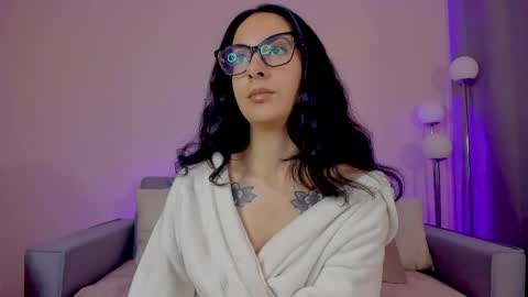 Sarah Luna online show from 04/07/26, 12:38