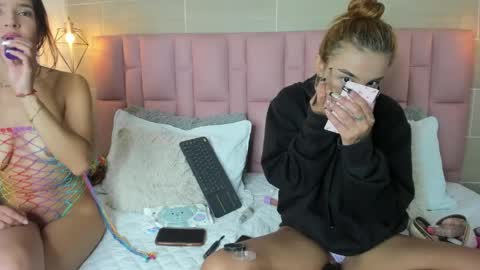 Mia x2 online show from 04/10/26, 04:50