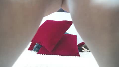 Mia online show from 01/28/25, 12:57