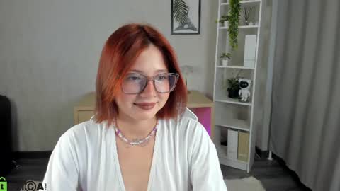mia_e1fie online show from 06/22/26, 12:56