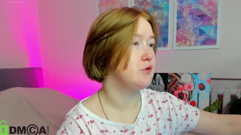 Mia online show from 10/25/25, 02:41