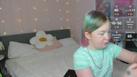 Mia online show from 02/03/26, 02:53