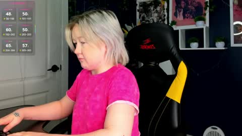 Mia online show from 06/08/26, 03:07