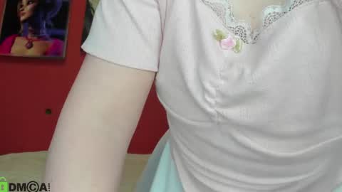 Snapshot of mia_ferd chatting on 06/24/26, 03:05 Mia online show from 06/24/26, 03:05