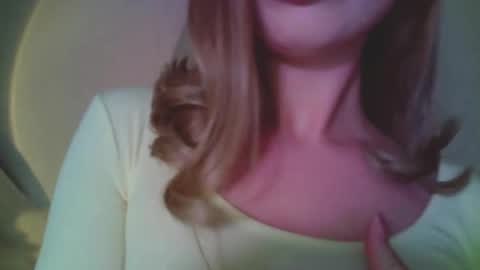 Snapshot of mia_fleur_ chatting on 03/06/26, 09:33 Mia online show from 03/06/26, 09:33