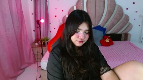 mia online show from 04/25/26, 02:47