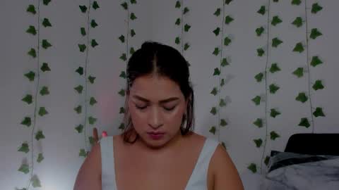 Snapshot of mia_garcia2 chatting on 03/20/26, 10:14 MIA online show from 03/20/26, 10:14