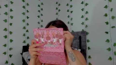 Snapshot of mia_garcia2 chatting on 04/18/26, 10:10 MIA online show from 04/18/26, 10:10