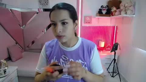 Snapshot of mia_garcia28 chatting on 06/13/26, 03:21 mia_garcia28 online show from 06/13/26, 03:21