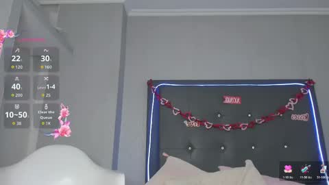Snapshot of mia_gomez52 chatting on 04/29/26, 01:59 mia online show from 04/29/26, 01:59