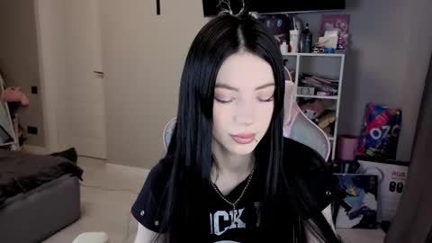 Snapshot of mia_gothh chatting on 02/26/26, 03:22 MIA HELP ME REACH 100 LIKES online show from 02/26/26, 03:22