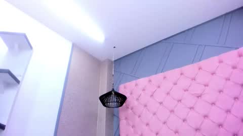 Snapshot of mia_hornny chatting on 02/08/26, 12:52 Mia online show from 02/08/26, 12:52